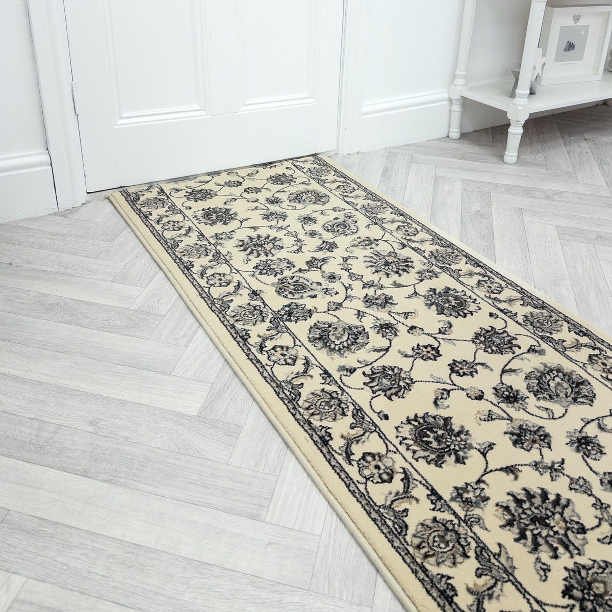 Ancient Garden Ivory/Ivory 57365-6666 Tapis de couloir
