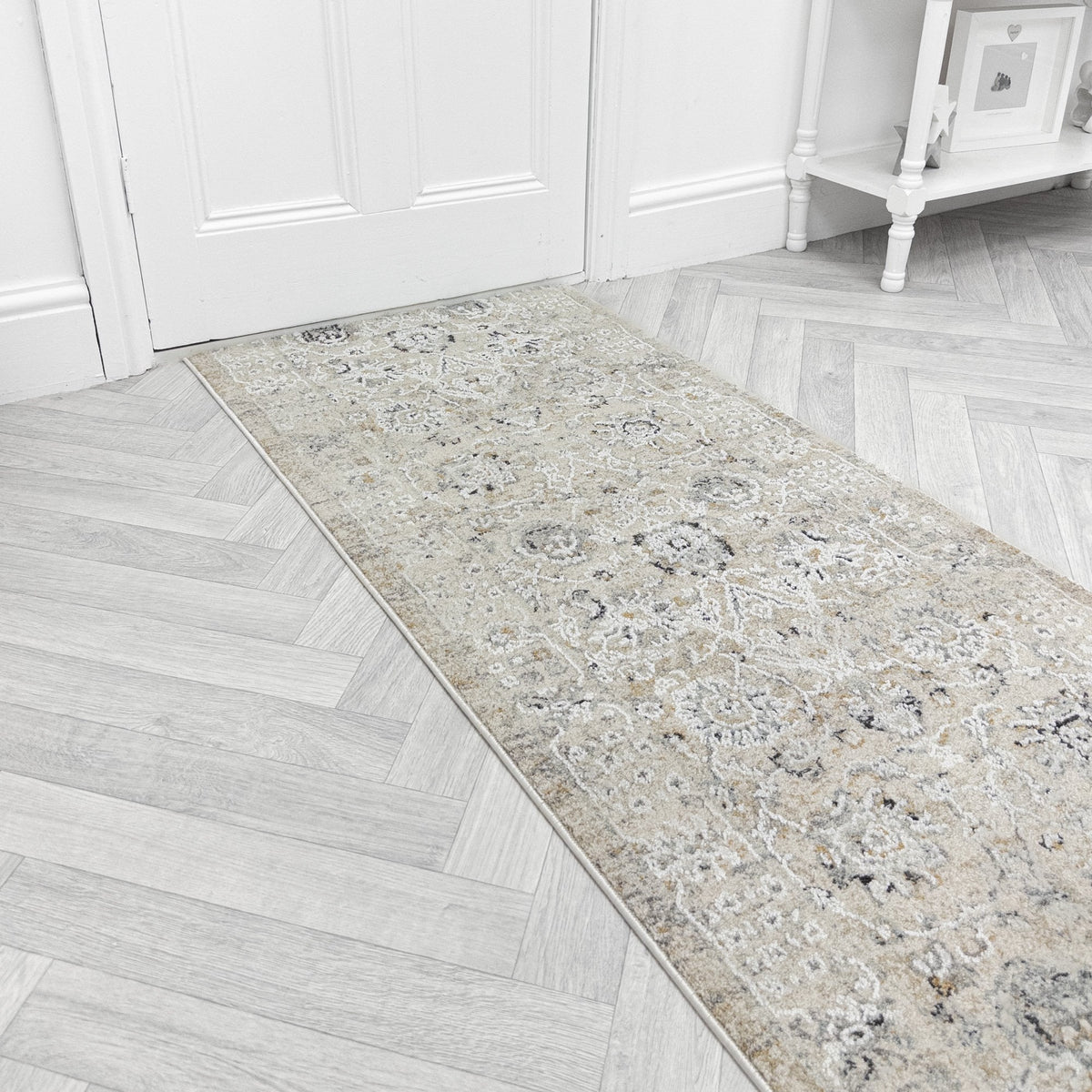 Annalise Cream/Beige 7604-180 Rug Runner