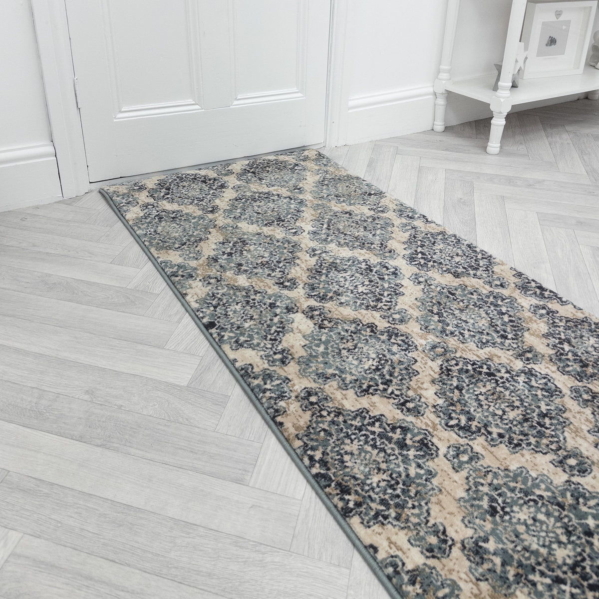 Melody Ivory/Blue 985015-117 Hall Runner