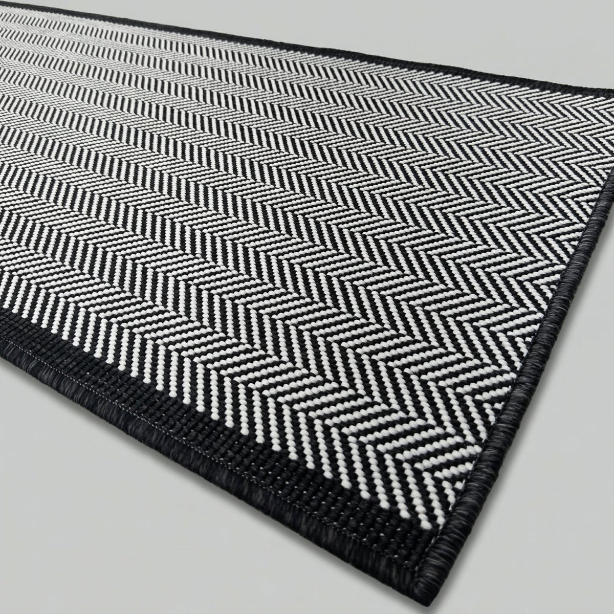 Illusion Black A Hall Runner