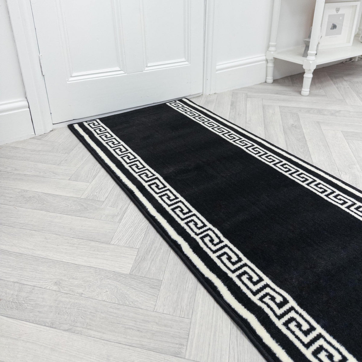 Key Black  Rug Runner