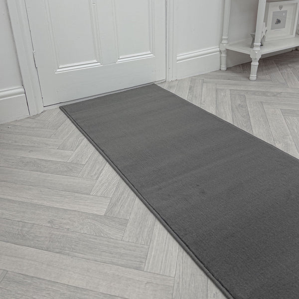 Plain L. Gray  Rug Runner