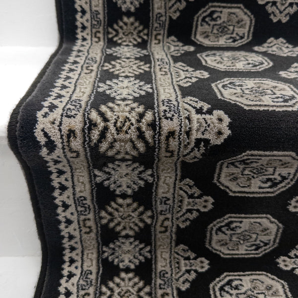 Ancient Garden Black/Ivory 57102-3636 Stair Runner
