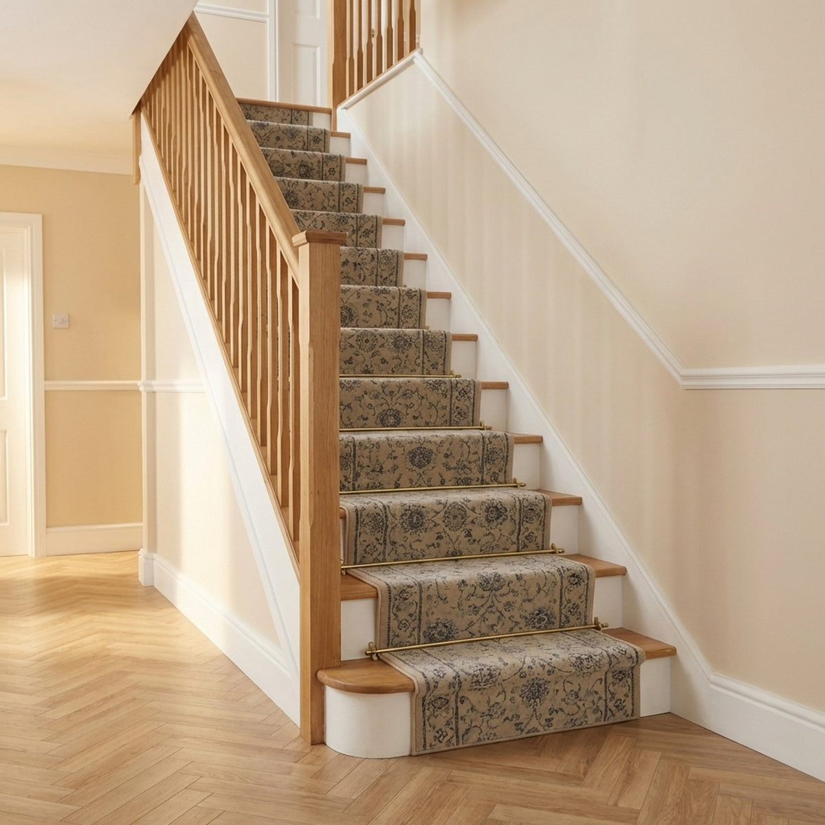 Ancient Garden Cream 57126-6666 Stair Runner