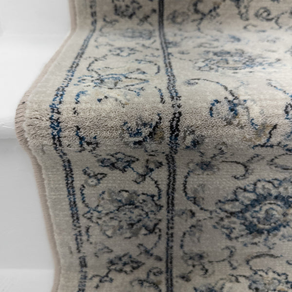 Ancient Garden Cream 57126-6666 Stair Runner