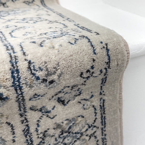 Ancient Garden Cream 57126-6666 Stair Runner
