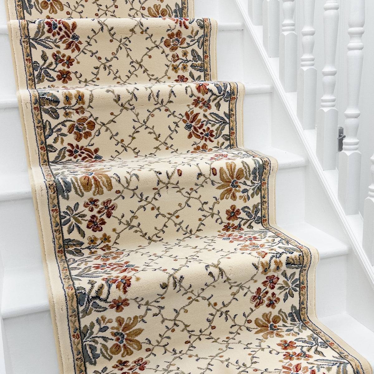 Ancient Garden Ivory 57084-6464 Stair Runner