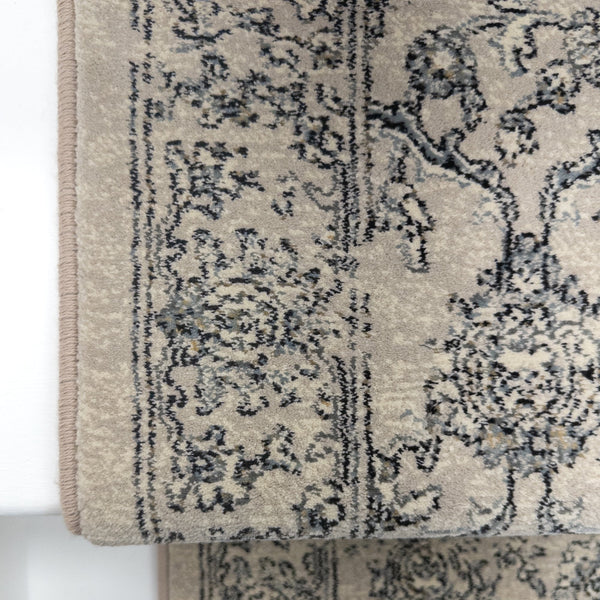 Ancient Garden Silver/Gray 57136-9696 Stair Runner