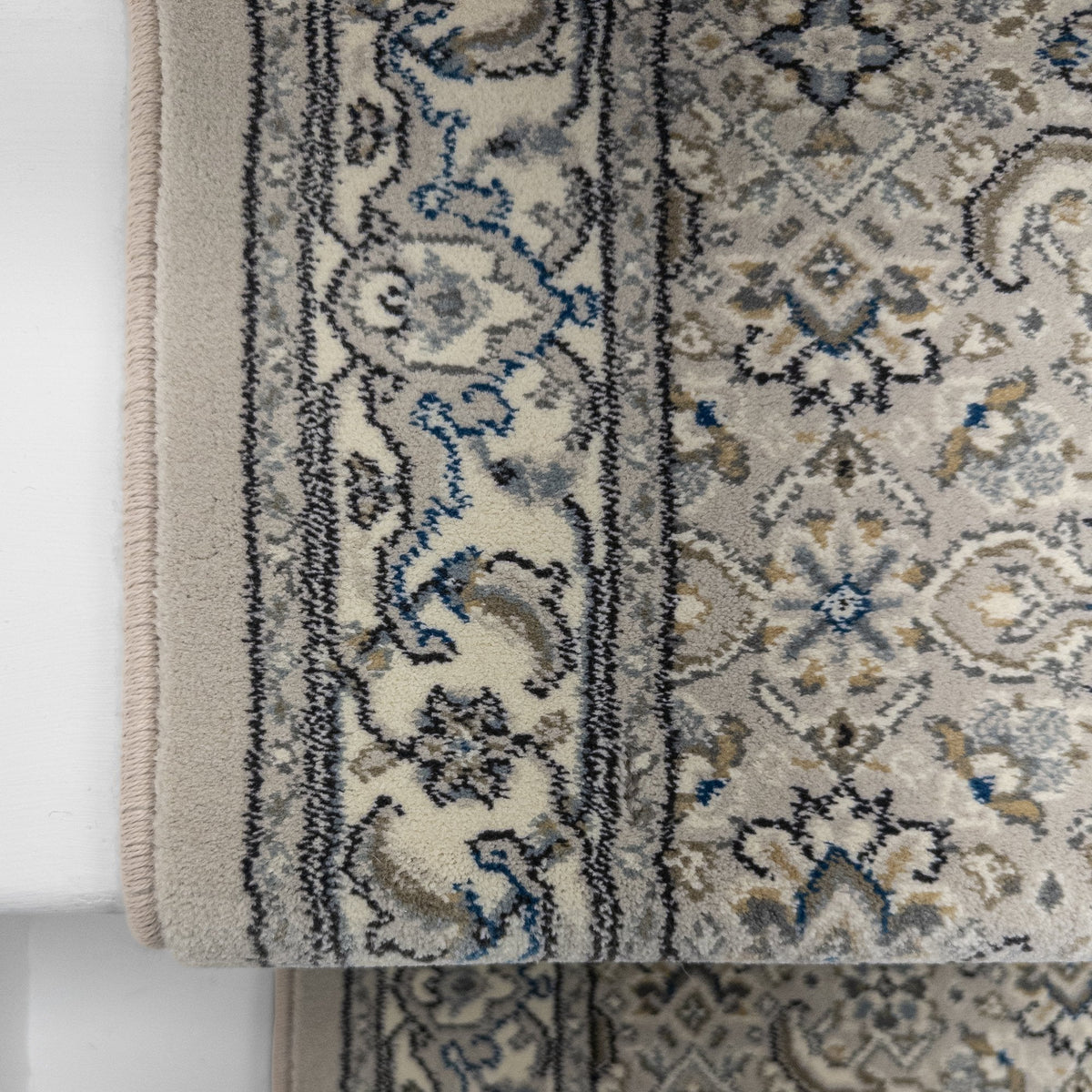 Ancient Garden Soft Gray/Cream 57011-9666 Stair Runner