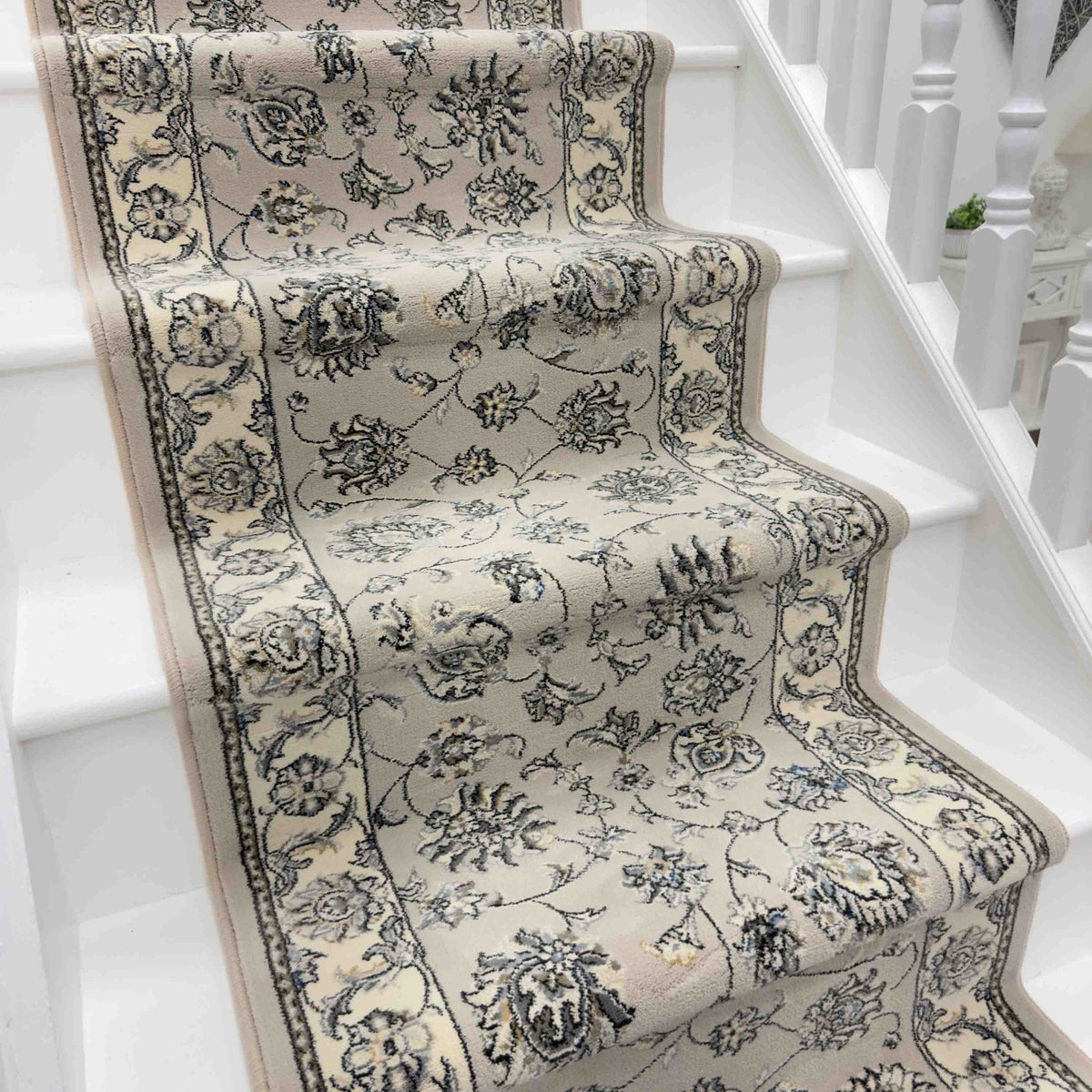 Ancient Garden Soft Gray/Cream 57365-9666 Stair Runner