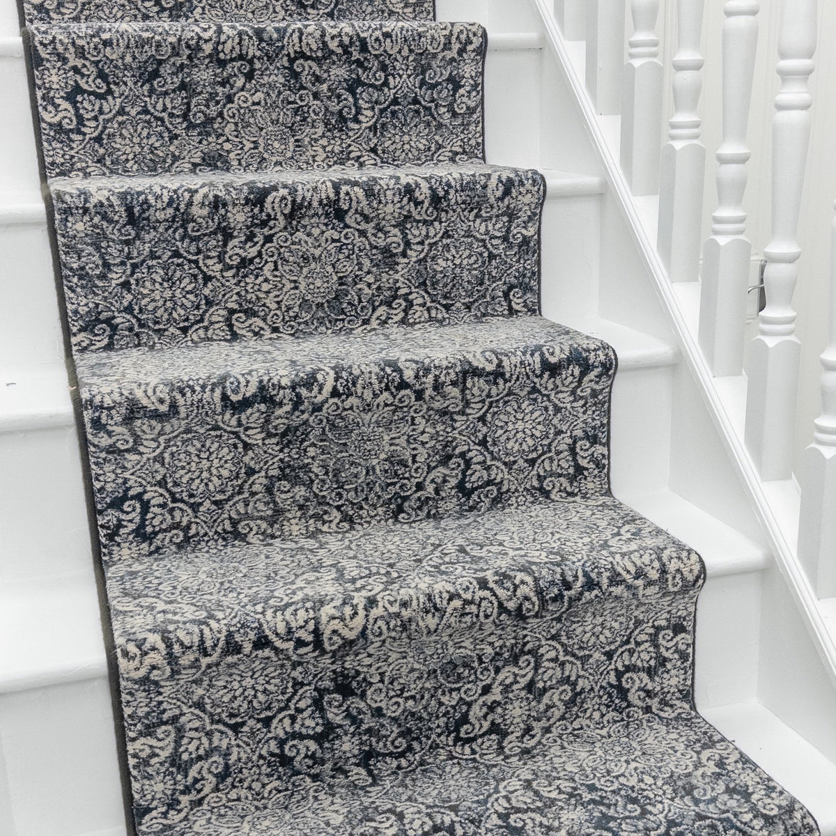 Ancient Garden Steel Blue 57162-3696 Stair Runner