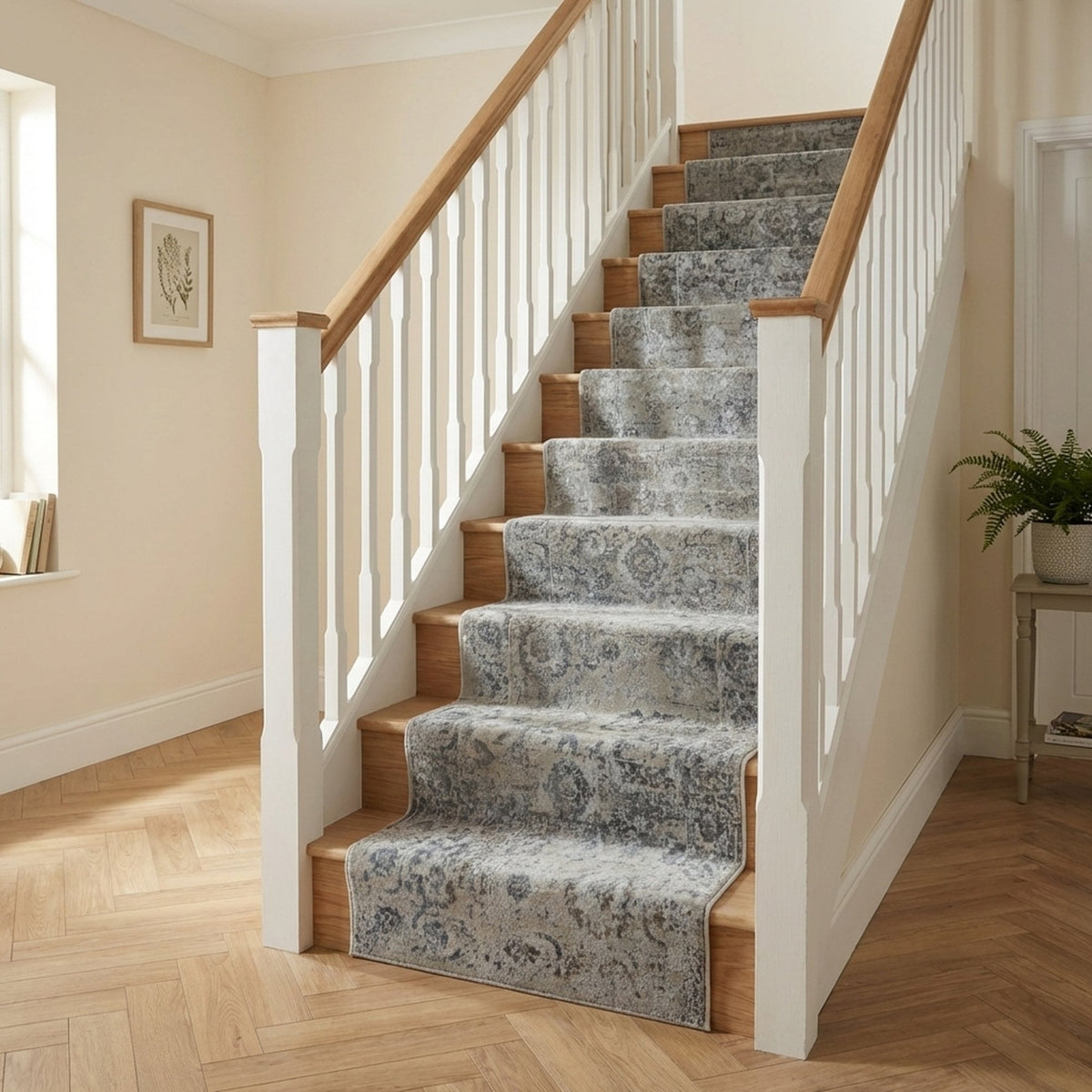 Castilla Ivory/Gray 3530-190 Stair Runner