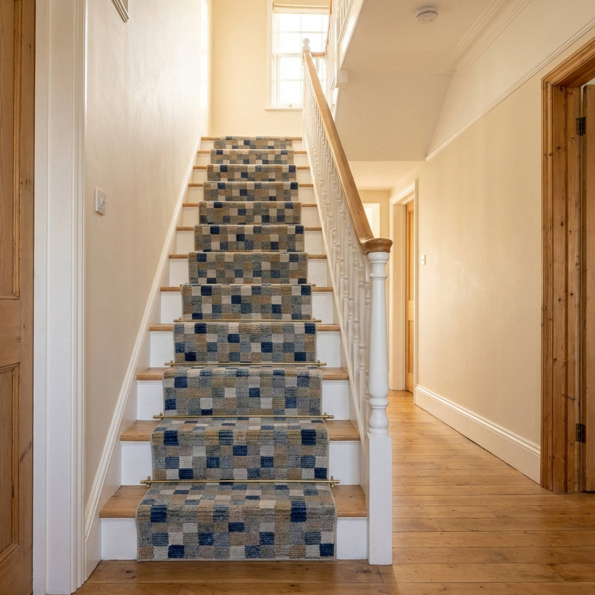 Eclipse Multi/Blue 63339-6121 Stair Runner