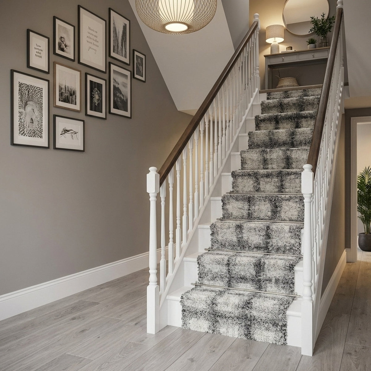 Mehari Noir/White 23095-6248 Tapis d’escalier