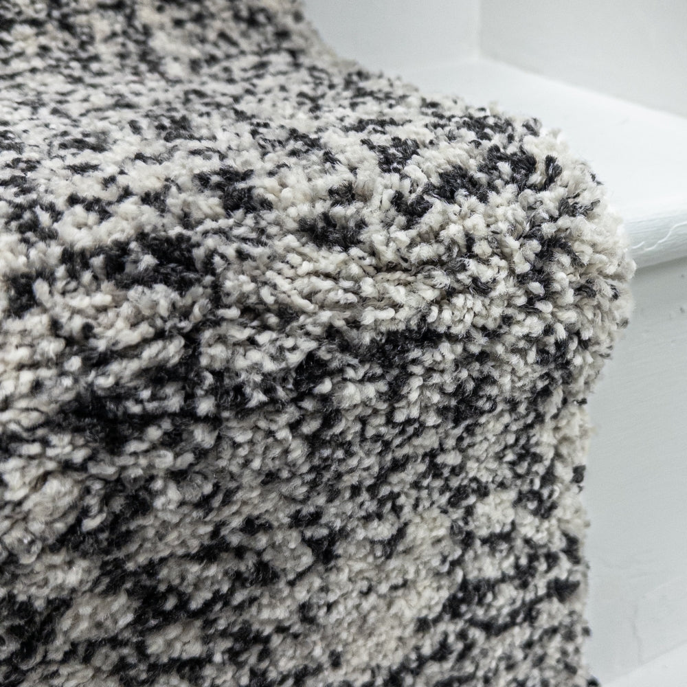 Mehari Gray/Ivory 23160-6288 Stair Runner