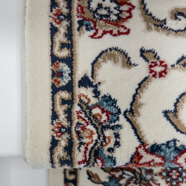 Melody Ivory 985020-414 Stair Runner