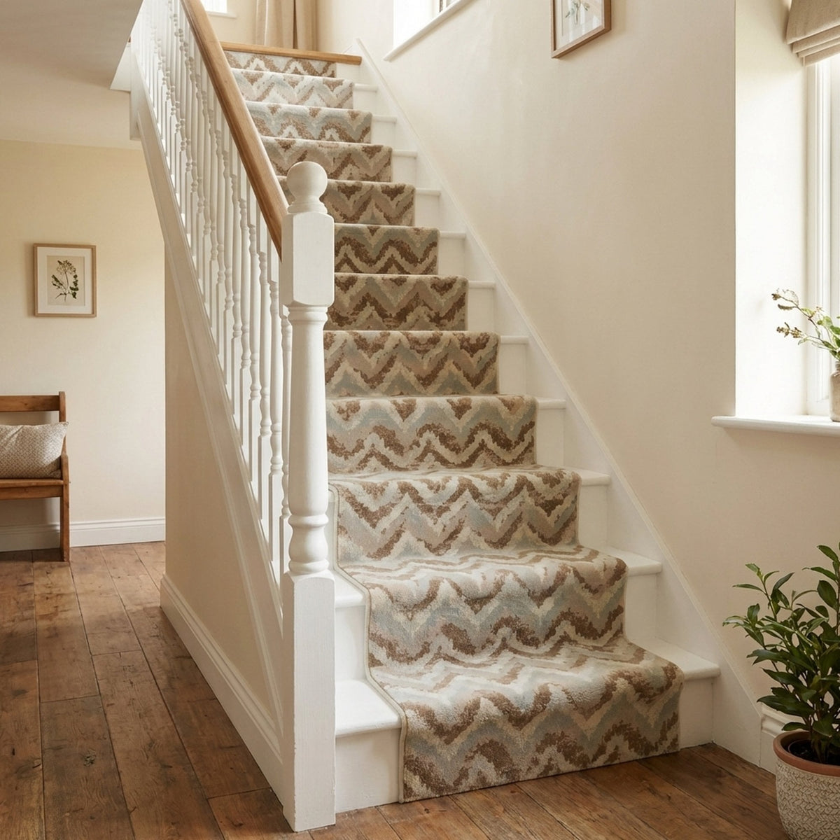 Melody Ivory/Beige 985018-117 Stair Runner