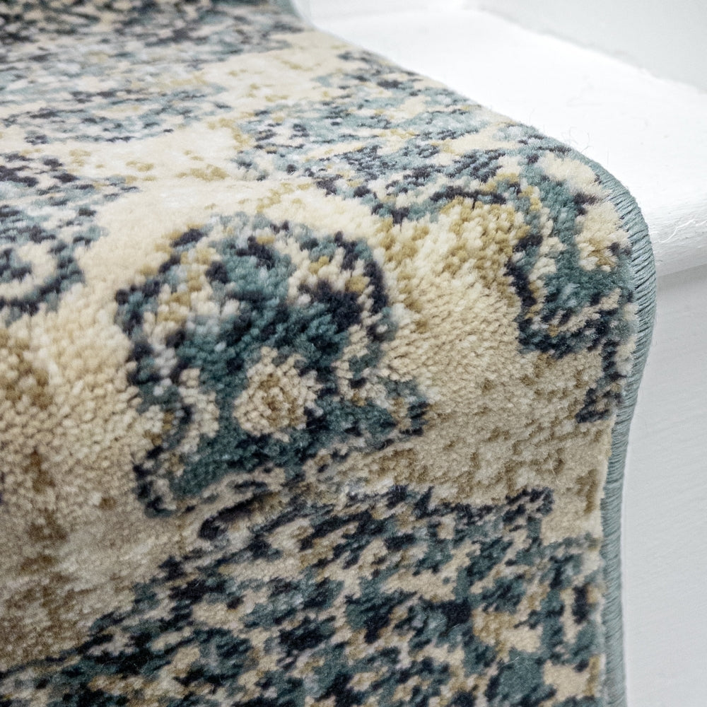 Melody Ivory/Blue 985015-117 Stair Runner