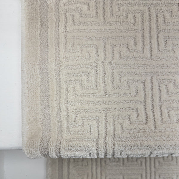 Timeless Beige 6922-800 Stair Runner