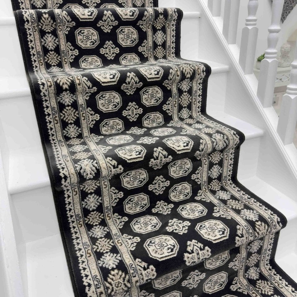 Ancient Garden Black/Ivory 57102-3636 Stair Runner