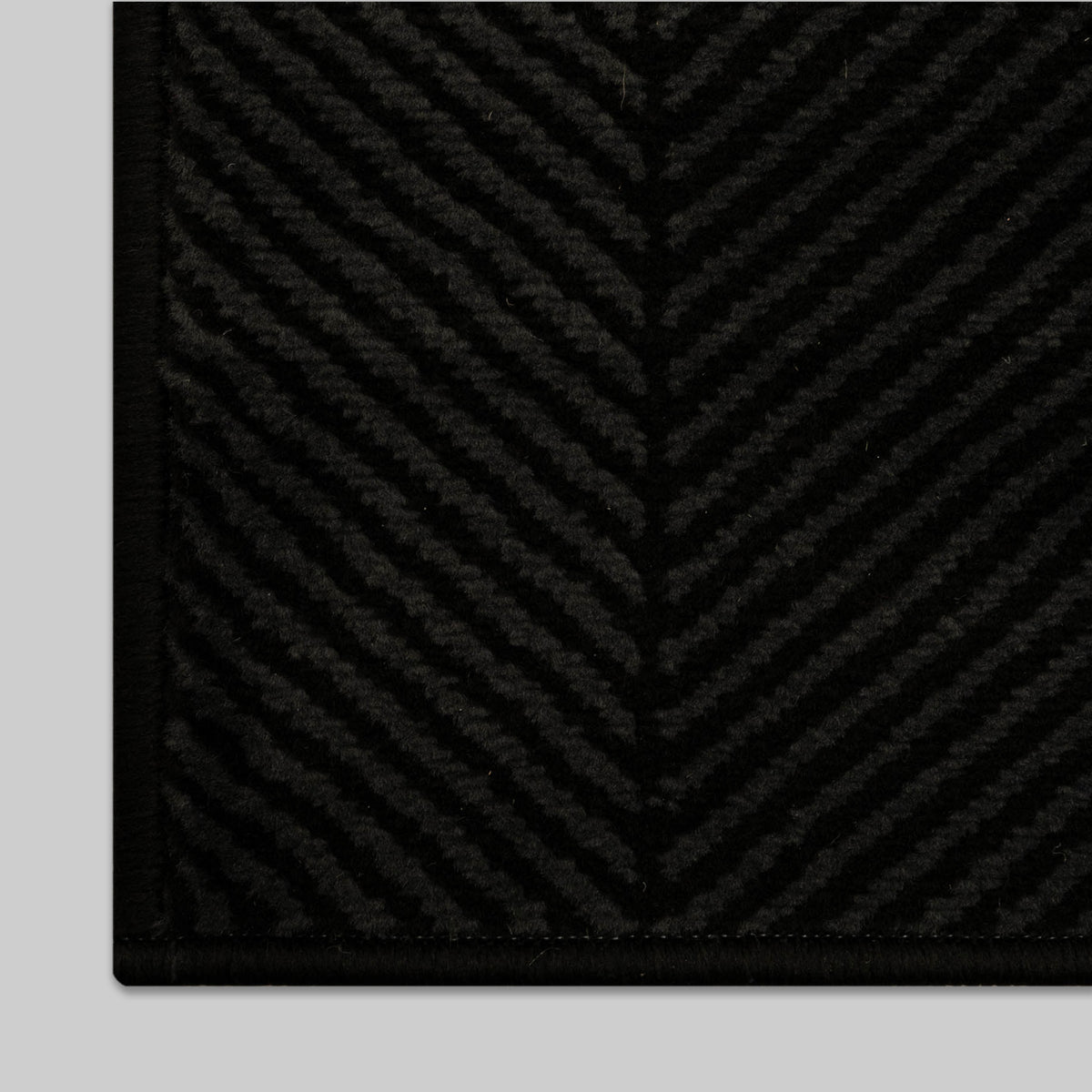 Dancette Black runner corner detail