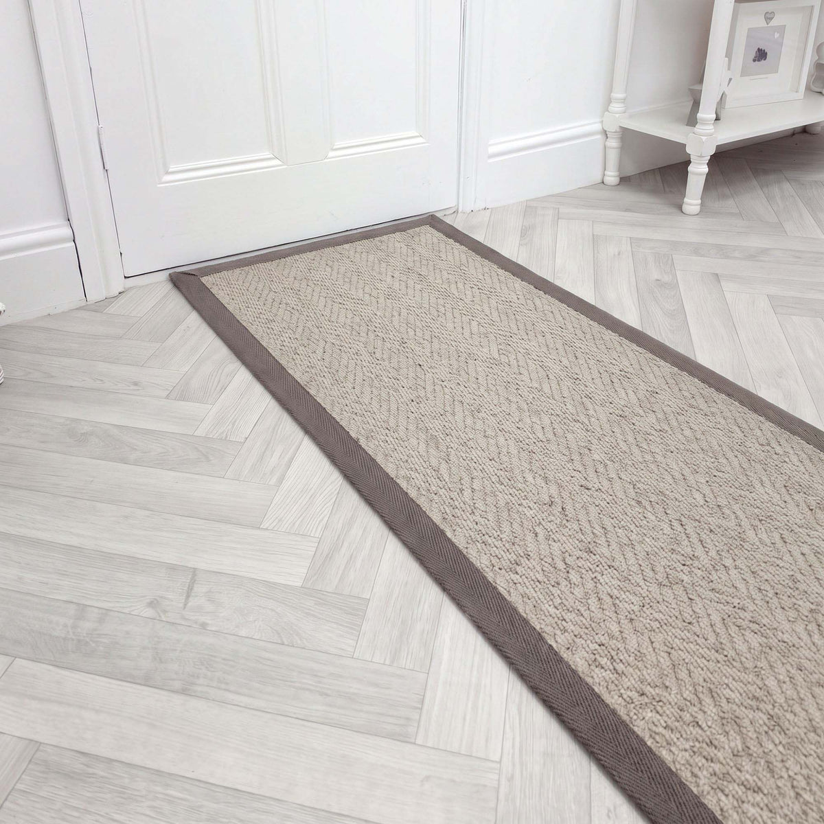 #tape-taupe