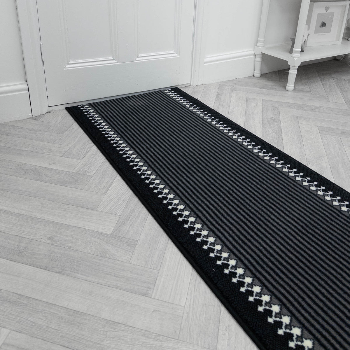 Portcullis Black Hall Runner