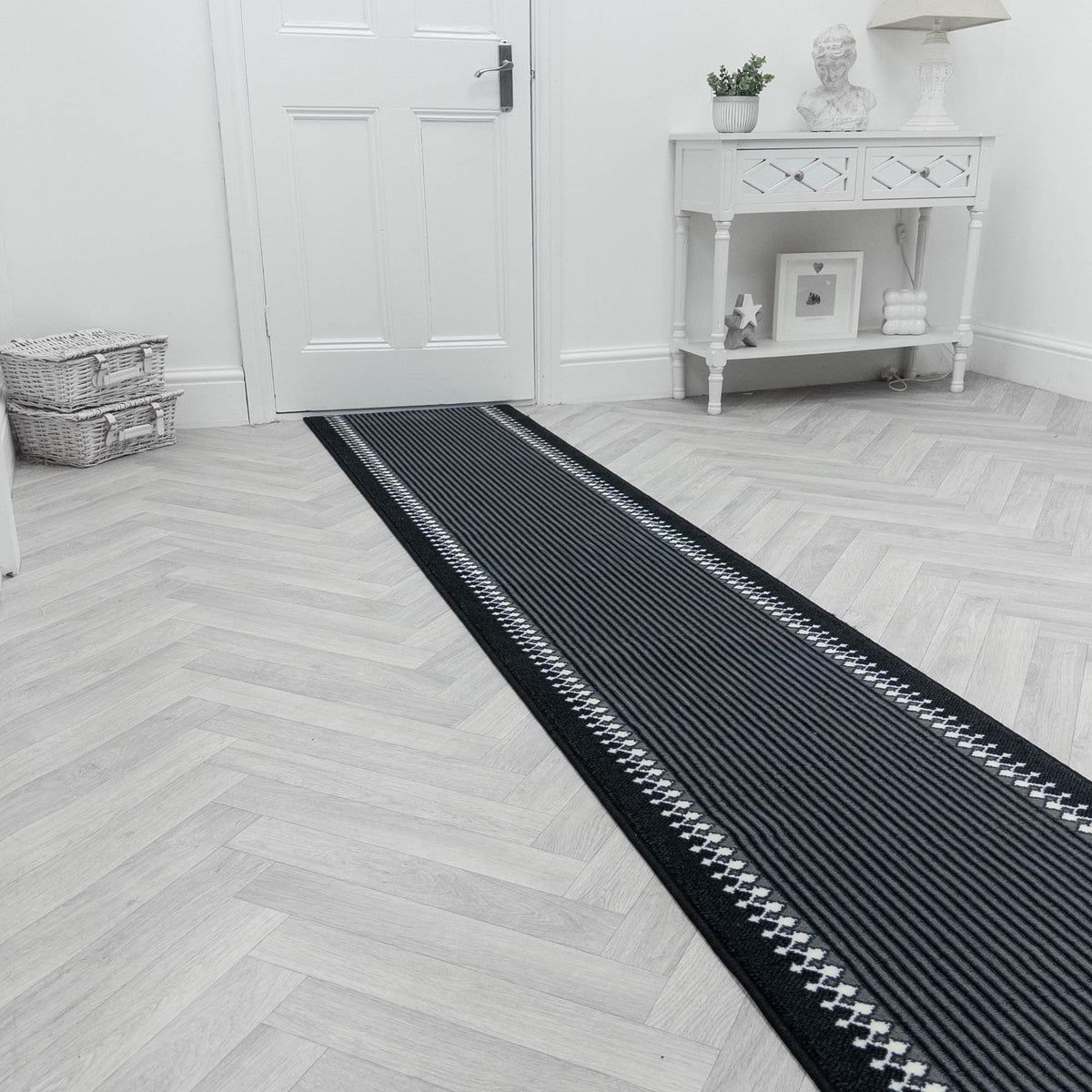 Portcullis Black Rug Runner
