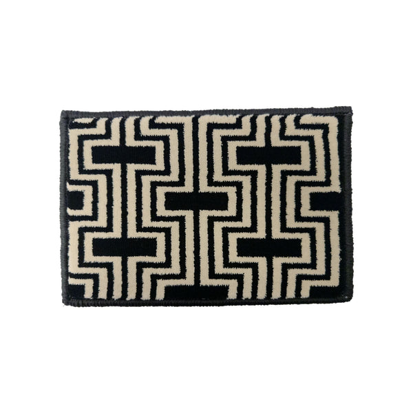 Regents Modern Black Magic Sample