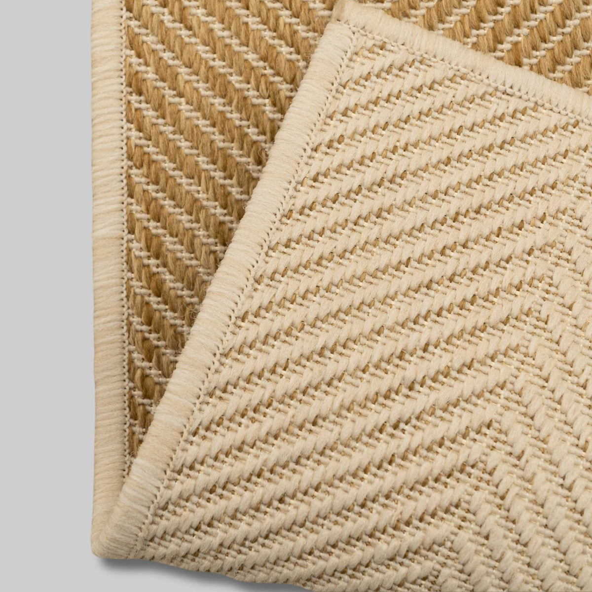 Urban Ridge Jute runner backing