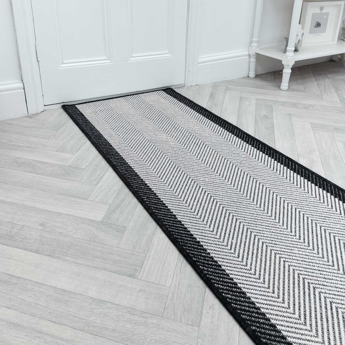 Urban Ridge Border Rug Runner