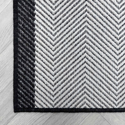 Urban Ridge Border rug corner