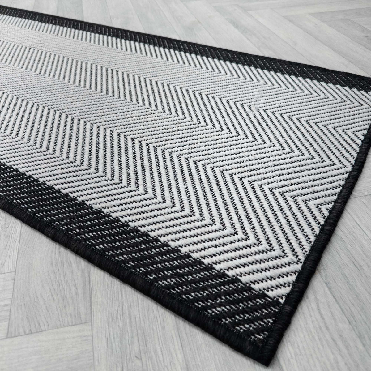 Urban Ridge Border Rug Runner