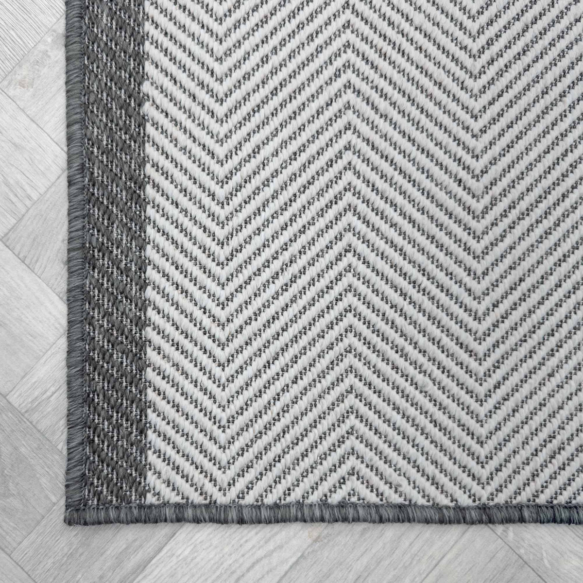 Urban Ridge Bordüre Silber Läufer