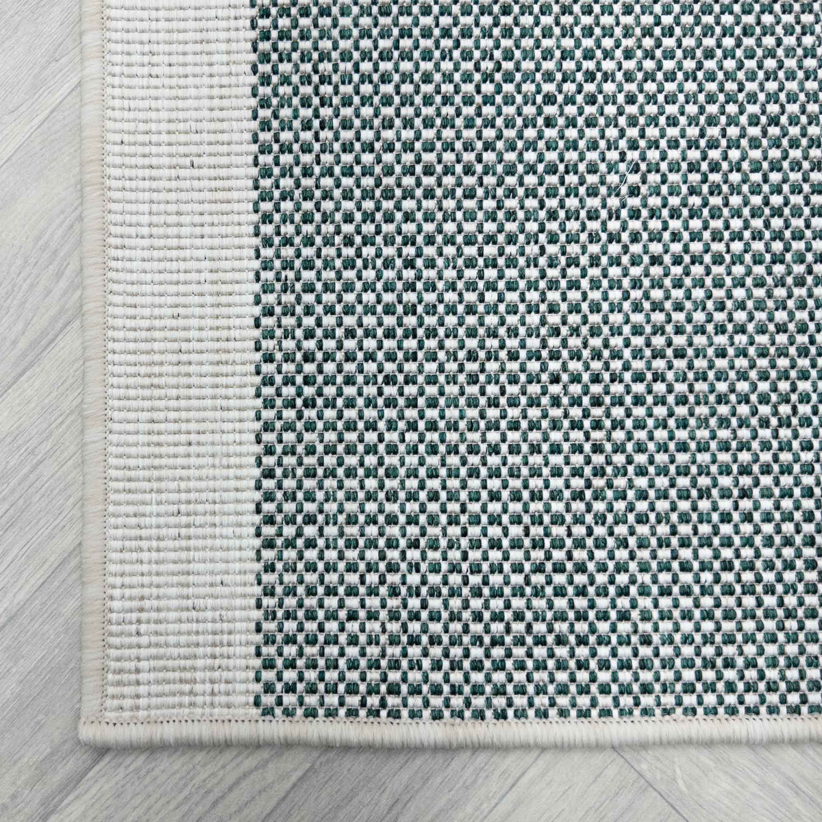 Vichy Green rug corner