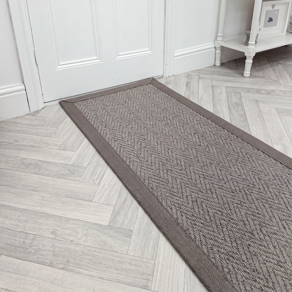 #tape-taupe