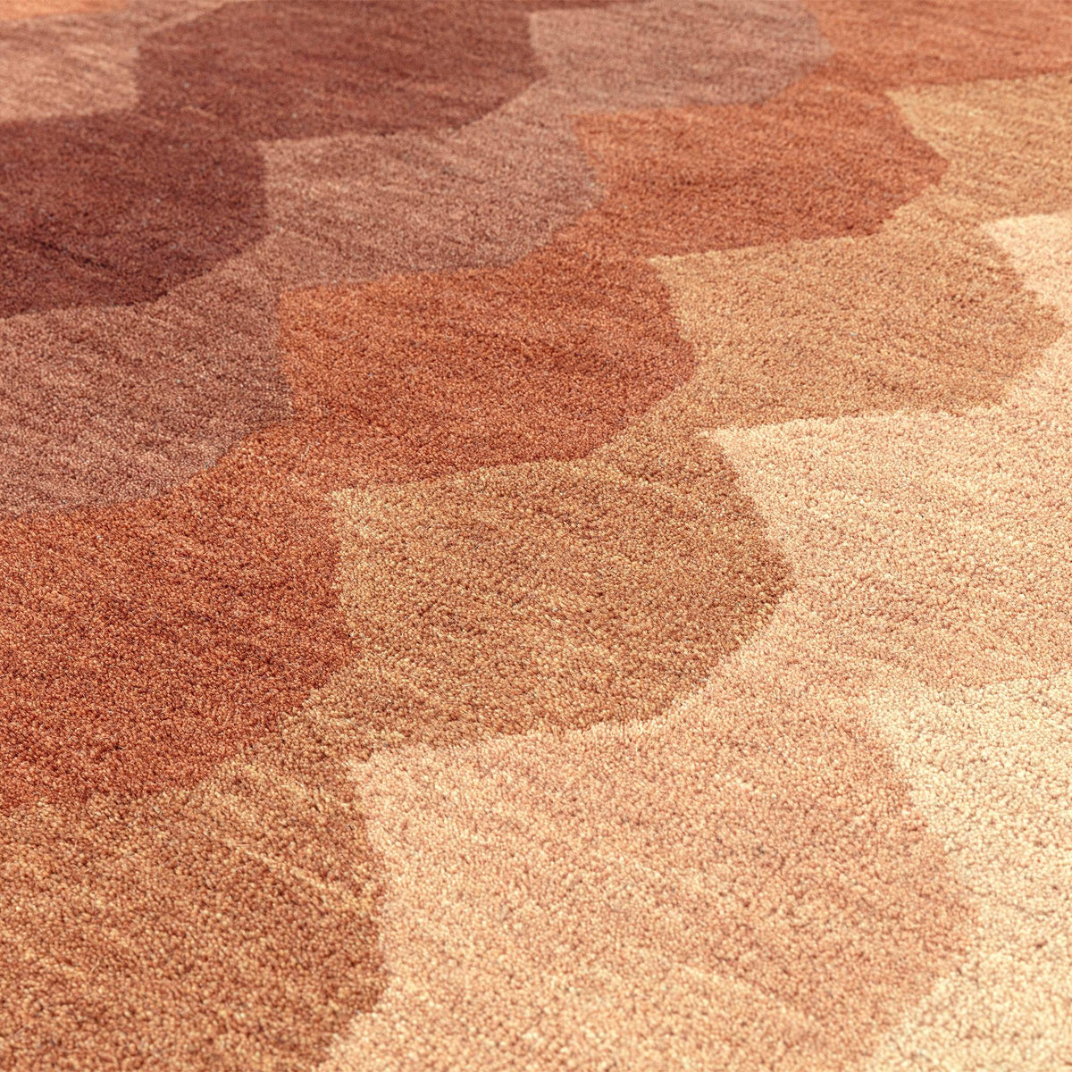 Hive Rust Rug