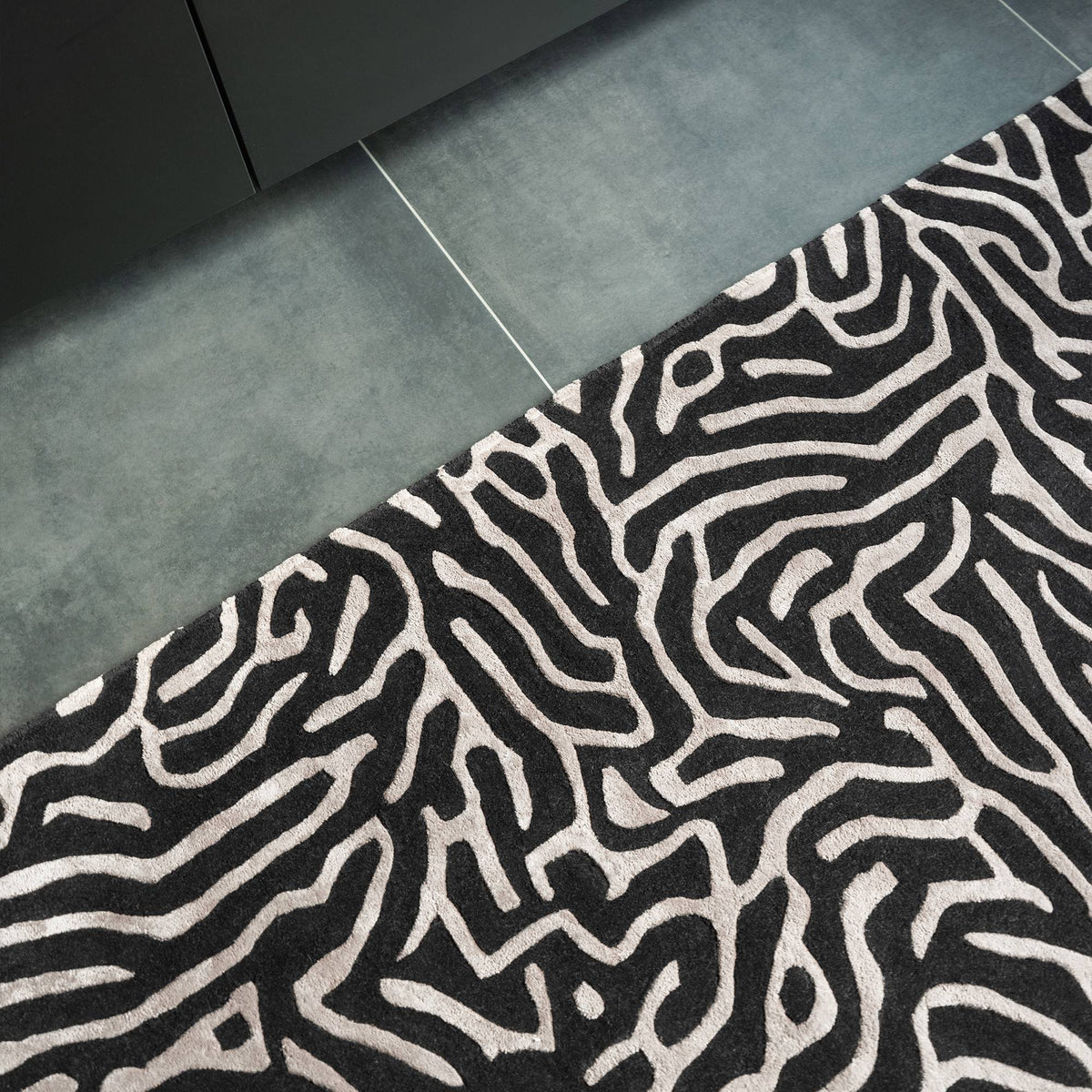 Katherine Carnaby Coral Rug Gunmetal