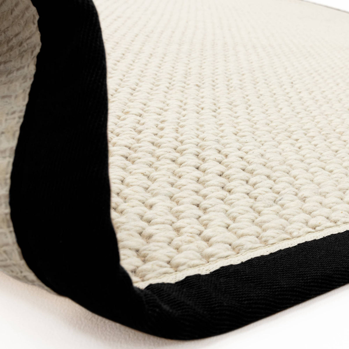 Korra Double Loop Charcoal Cream Rug