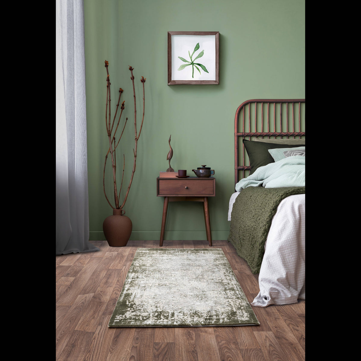 Kuza Border Green Rug